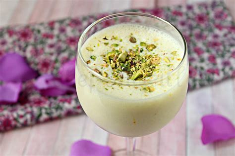 Lassi Patiala Indian Vanilla Smoothie Global Kitchen Travels