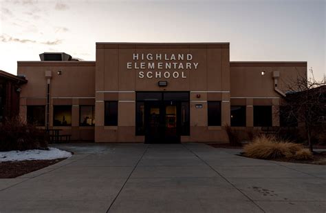 Highland Elementary School Teacher Resigns Over Conflict With District