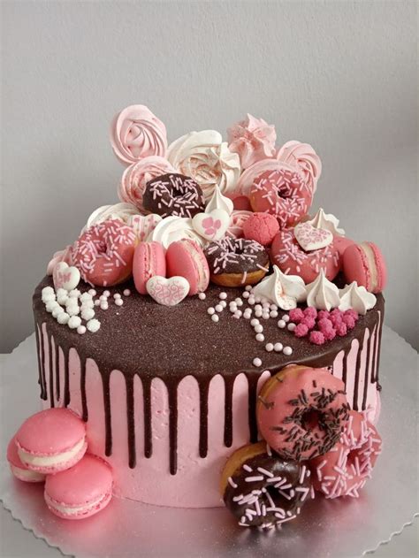 Pink Chocolate Cake Candy Birthday Cakes Beautiful Birthday Cakes