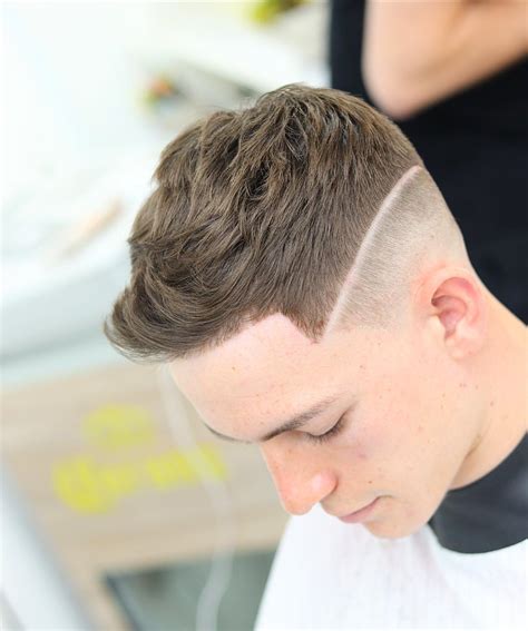 It's an understated and neat look that is made more prominent with an absolutely precise (almost artistic) line up. 45 High Fade Haircuts Latest Updated - Men's Hairstyle Swag