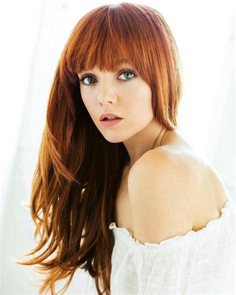 Stunning Redhead Beautiful Red Hair Red Hair With Bangs Hair Color Pictures Hannah Rose Red