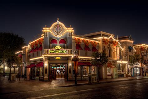 Disneyland Main Street Wallpaper