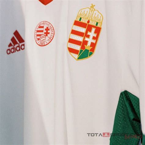 Összeomlott a magyar válogatott a portugál meccs végére. adidas Magyar címeres idegenbeli mez 2021 | Totallsport