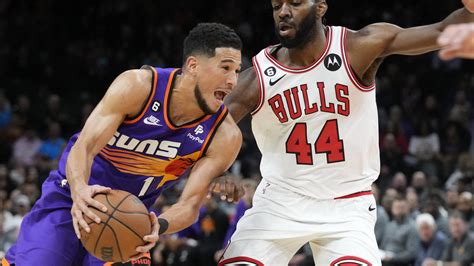 Phoenix Suns Devin Booker Scores 51 Points In 3 Quarters To Beat Bulls