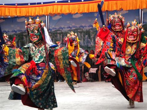 Celebration Of Diwali In Nepal I Tihar Festival Worshipping Of Bird