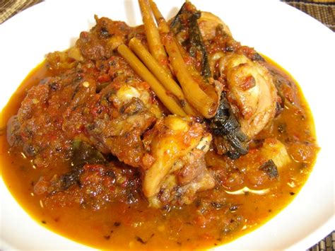 Resep masakan ayam rica rica khas menado. Tasty Indonesian Food - Ayam Rica-rica