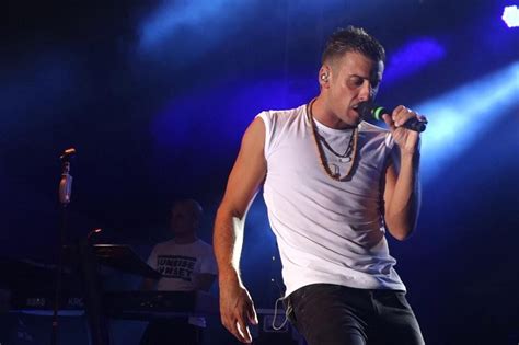 Download and listen online your favorite mp3 songs and music by francesco gabbani. Giovedì al Teatro Antico di Taormina unica data siciliana ...