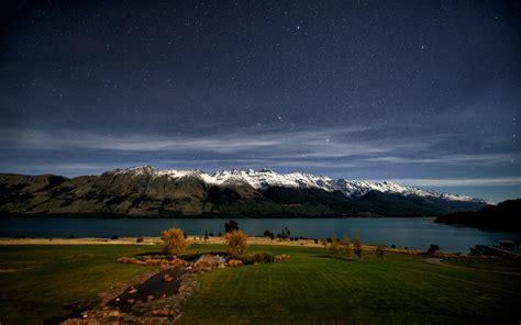 Night Photography Of Lake Wakatipu New Zealand Wallpapers