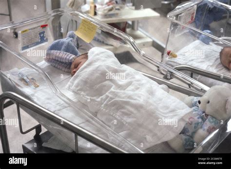 Hospital Nursery Babies Usa Hi Res Stock Photography And Images Alamy