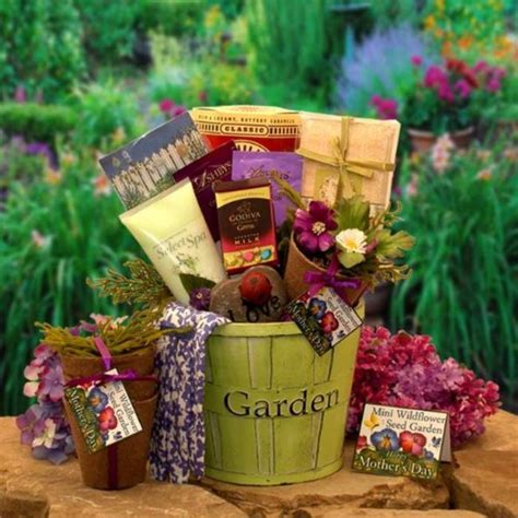 Maybe you would like to learn more about one of these? Unique Gardening Gift Ideas For Women - Gardening Gifts ...