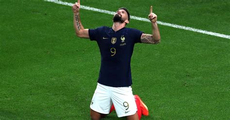 Giroud The Most Complete Striker At The World Cup Says Trezeguet