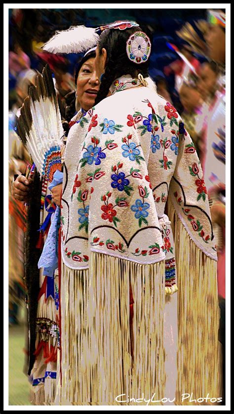 Catching Up Native American Regalia Native American Indians Native