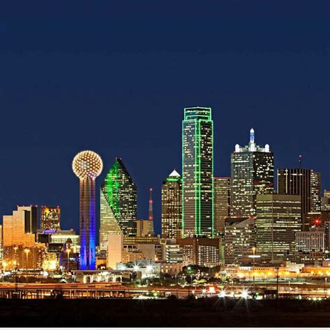 The City Lights Of Dallas Tx Dallas Skyline Visit Dallas Dallas City