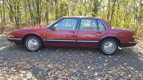 1990 Pontiac Bonneville Le 1 Owner Time Capsule Only 20000 Miles For