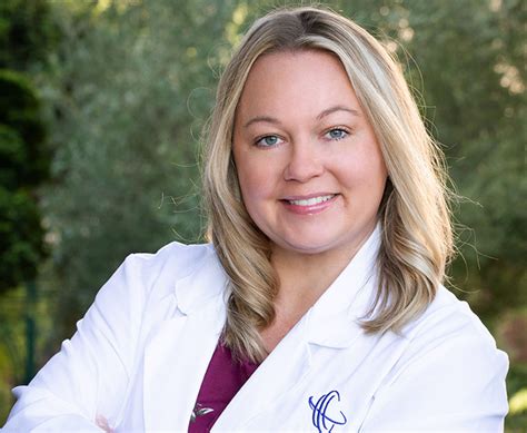 Stacey Lythgoe Msn Aprn Fnp C Comprehensive Cancer Centers