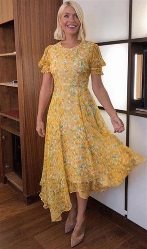 Holly Willoughby Fans Go Wild Over Dreamy Yellow Dress From Ghost