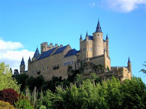 The 10 Most Beautiful Castles In Spain