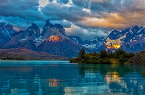 Torres Del Paine Chile Mountain Snowy Peak Lake Sunrise Sunbeams