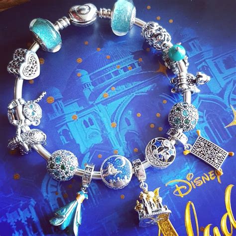Aladdin And Jasmine 💚💚 Disney Disneyprincesses Jasmine Aladdin Vivara Vivaralife Pandora