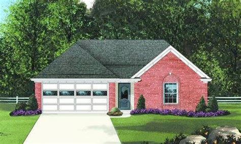 Traditional Style House Plan 3 Beds 2 Baths 1100 Sqft Plan 424 242