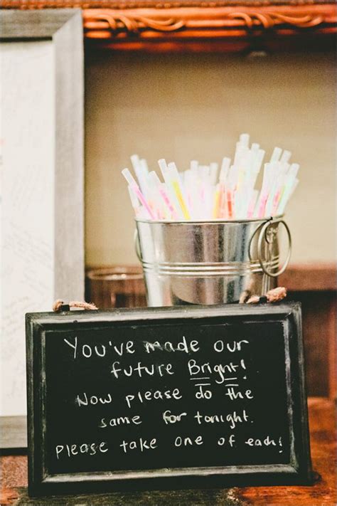 50 Awesome Wedding Signs Youll Love Deer Pearl Flowers