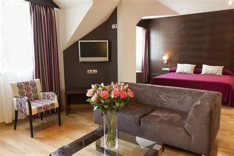 Enter & enjoy it now! Hotel Fc Villalba, Collado Villalba (Madrid) - Atrapalo.com
