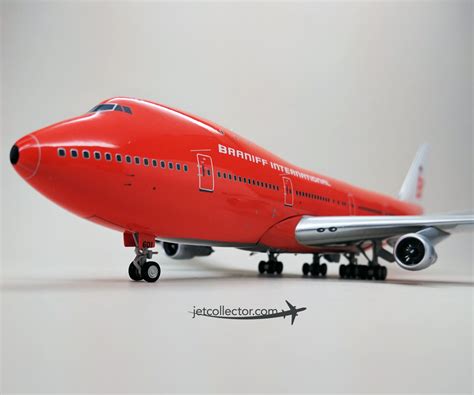 www.JetCollector.com: Braniff International Boeing 747-100 ...