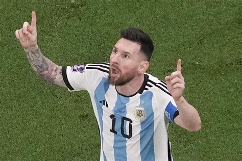 Messi Wins World Cup Argentina Beats France On Penalties Cnc3