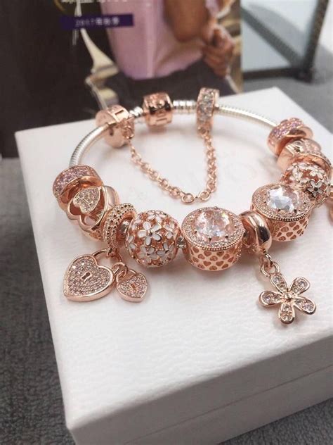 Pandora Rose Gold Charm Bracelet With 11 Pcs Charms Xingjewelry