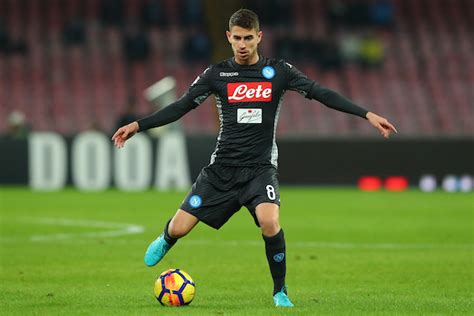 Quando vivi a napoli non puoi mai dimenticare. Stipendio Jorginho al Chelsea: ecco quanto guadagnerà a Londra