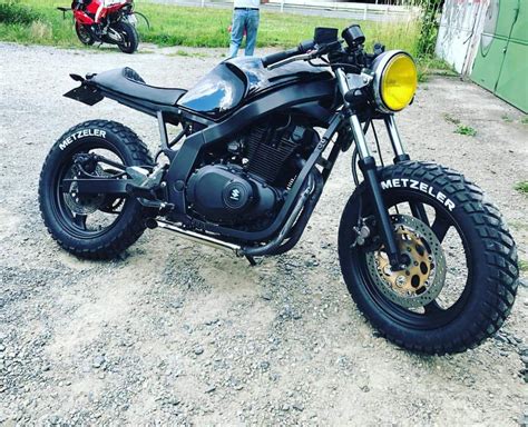 Suzuki gs 500 e джіксер. Cafe racer suzuki gs500 | Motos personalizadas, Motos ...