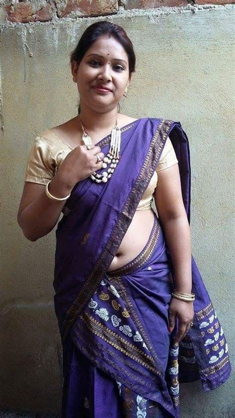 Hot aunty navel enjoyed by her neighbour boy. Pin on desi