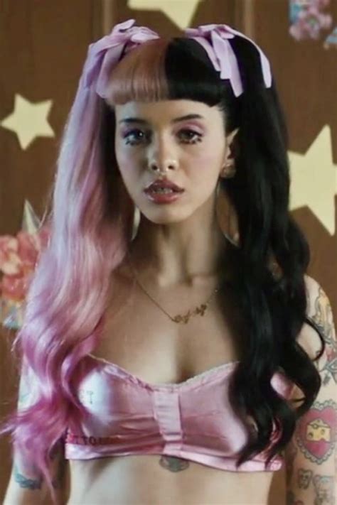 But thanks to fashion magazines marc jacobs today i wanted to share with you some of my favorite hairstyles from the new melanie martinez movie k12. Melanie Martinez Wavy Black, Pink Hair Bow, Pigtails ...