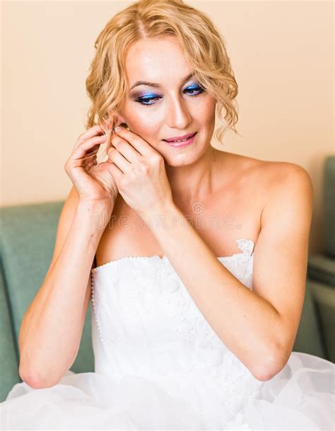 Bride Getting Ready For Wedding In Hair Dressing Stock Image Image Of