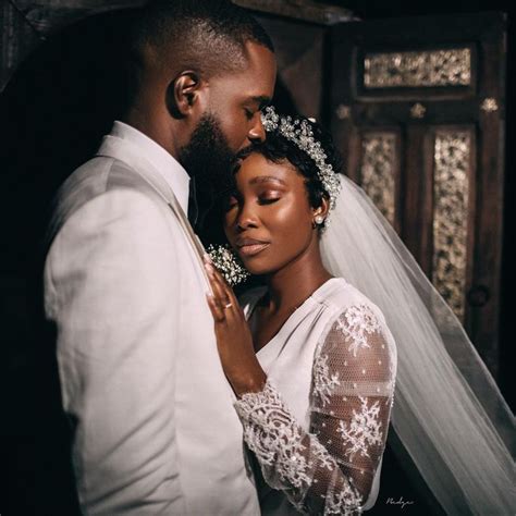 Pin On Wedding In 2021 Black Marriage Bride Wedding Photographers