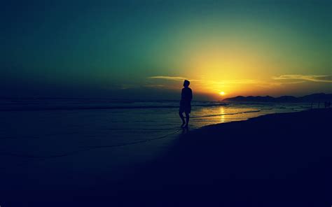 Sad Alone Man At Sunset Beach Waves Wallpapers 2880x1800 554137