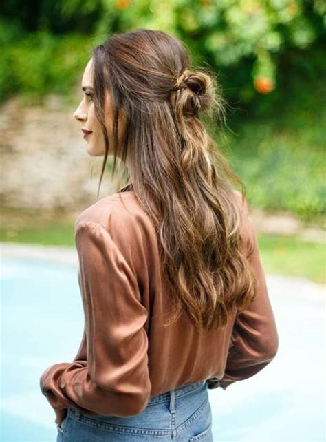 25 Splendid Half Up Half Down Bun Hairstyles For Women Carlos Ramirez