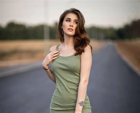 meet hungarian women how to attract a hungary girl for marriage