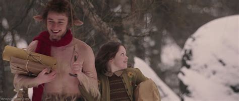 15 Pictures Of Lucy Pevensie And Mr Tumnus The Chronicles Of Narnia