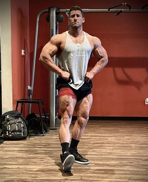 Classic Physique Bodybuilder Bobby Mazzara Straight Men Obsession
