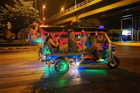Tripadvisor Bangkok Onder De Nachtverlichting Door Tuk Tuk Sha Plus Aangeboden Door Sight