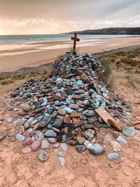 How To Find Dobbys Grave In Freshwater West Harry Potter Beach Wales