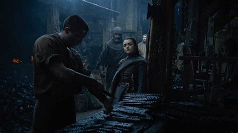 Game Of Thrones Maisie Williams Discusses Aryas Surprise Gendry Scene