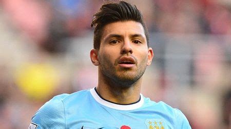 The argentinian striker, 32, is on the verge of signing for barcelona after a netting two goals for. Sergio Agüero Height, Weight, Age, Affairs, Biography And More » StarsUnfolded