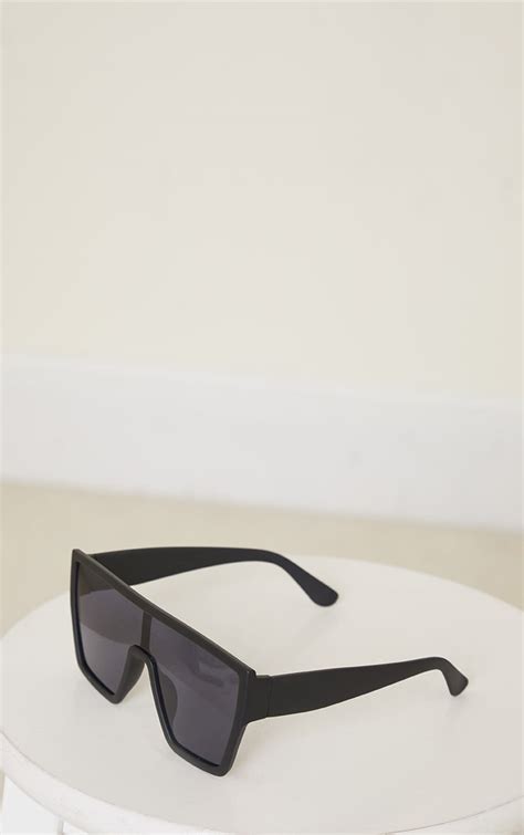 Black Matte Oversized Square Frame Sunglasses Prettylittlething Usa