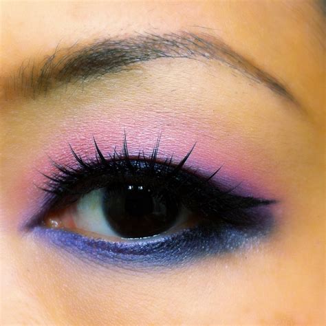Style By Cat Tutorial Bright Pink And Purple Smoke