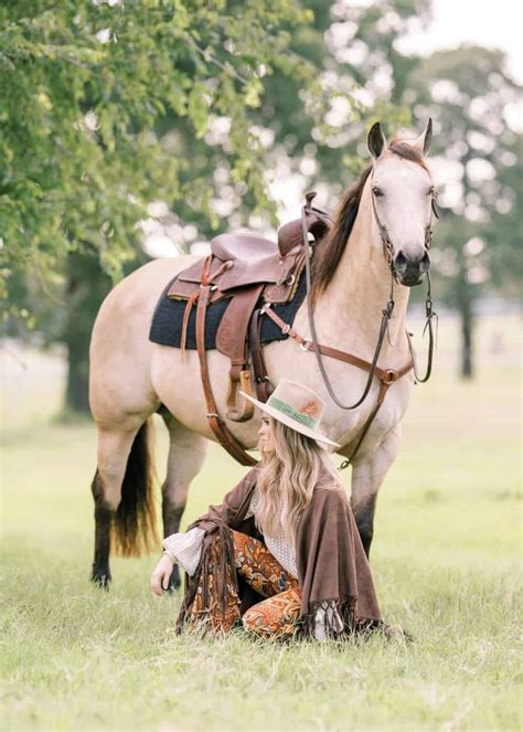 Meet The Models Cowgirl X Kirstie Marie Photography Cowgirl Magazine Modern Cowgirl Cowgirl