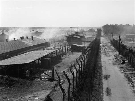 Campo De Concentración De Bergen Belsen 15 Abril 1945 Eventos