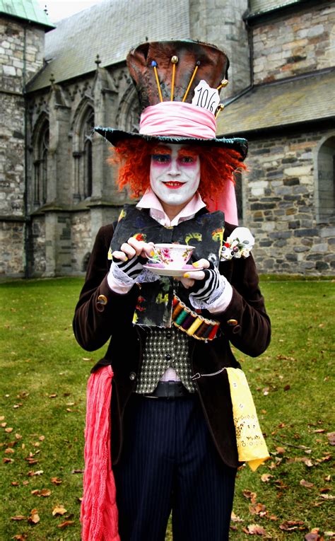 He is a hat maker that has been poisoned by mercury, hence his orange hair. Having a spot of tea. | Mad hatter cosplay, Alice in ...