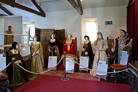 Sudeley Castle Tudor Costume Display Mike Searle Cc By Sa